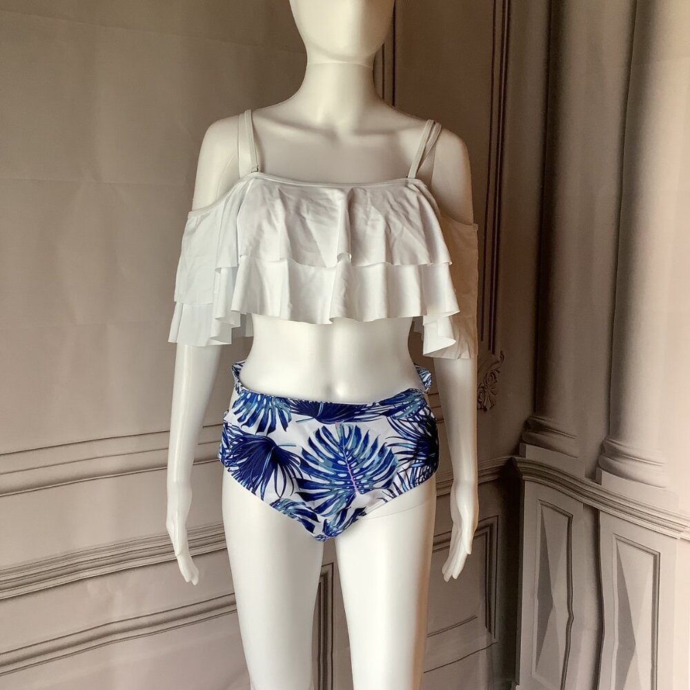 **Iffei** Women's Blue Floral Bikini Swimsuit XL NWT